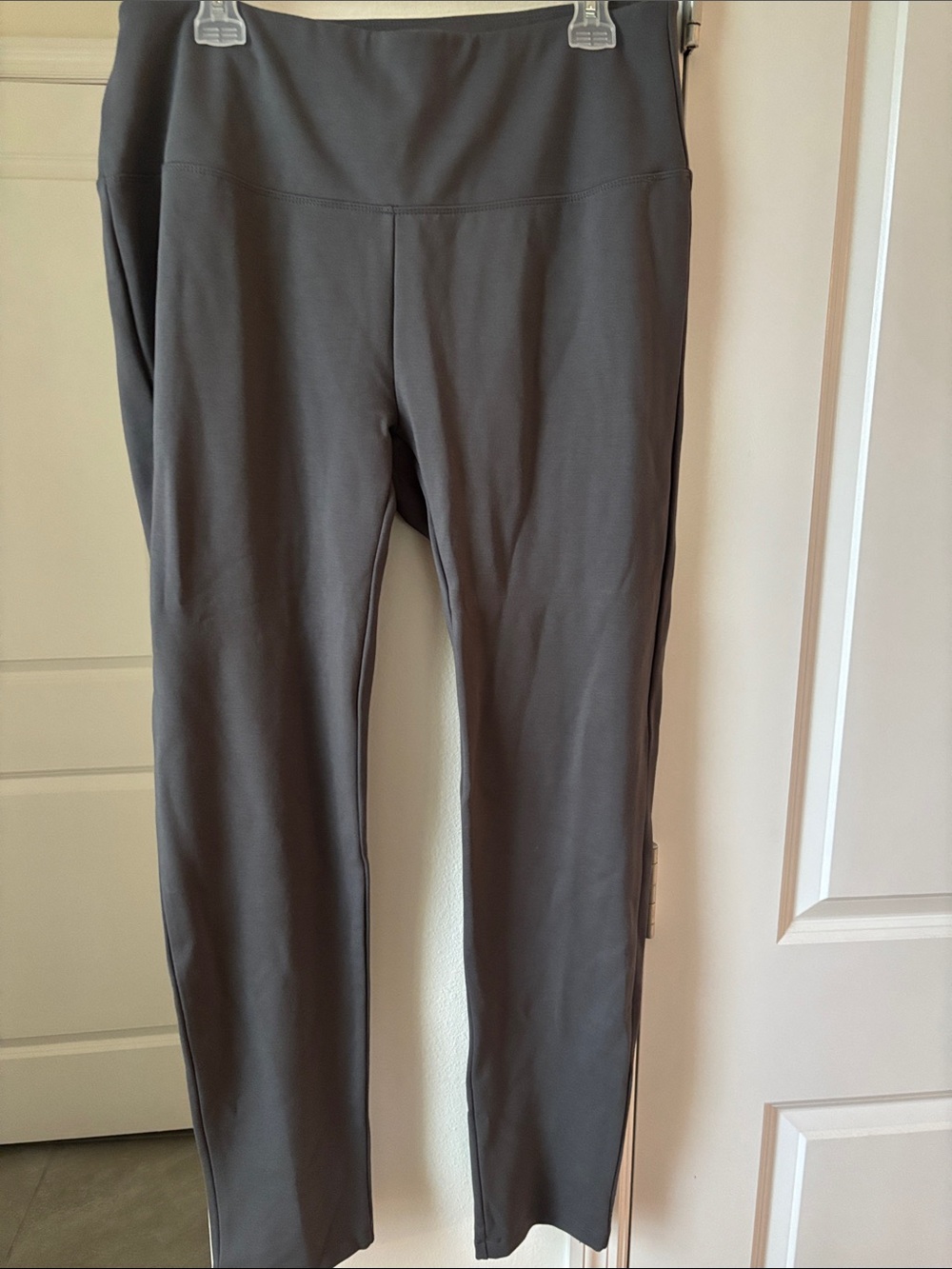 Slimsation By Multiples Charcoal Gray High-Rise Stretch Leggings